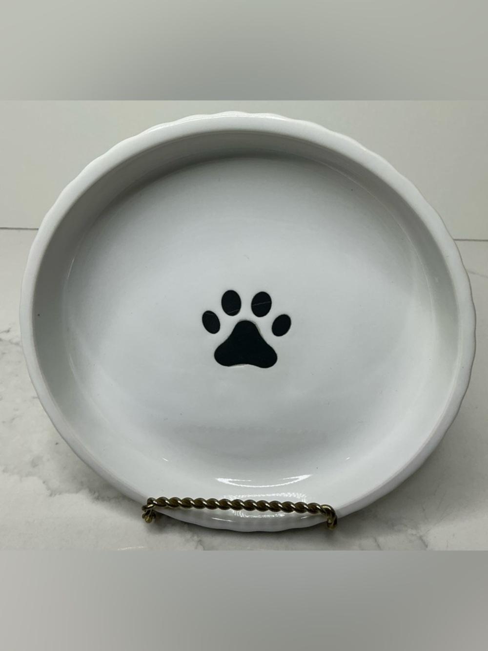 Signature Pet Food Tray Trends White w/ Paw Print 1” Tall Rim New
